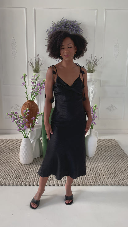 Emmy Twisted Bust Midi Dress  (S-XXL)