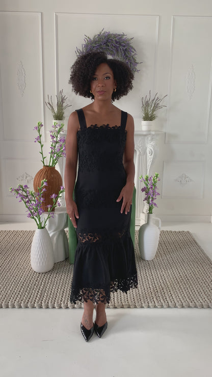 Davina Lace Maxi Dress (S-XXL)