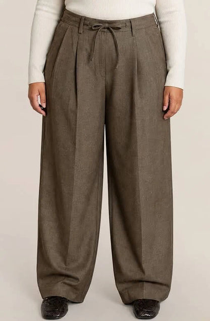 Pleated Trouser (XS-2X)