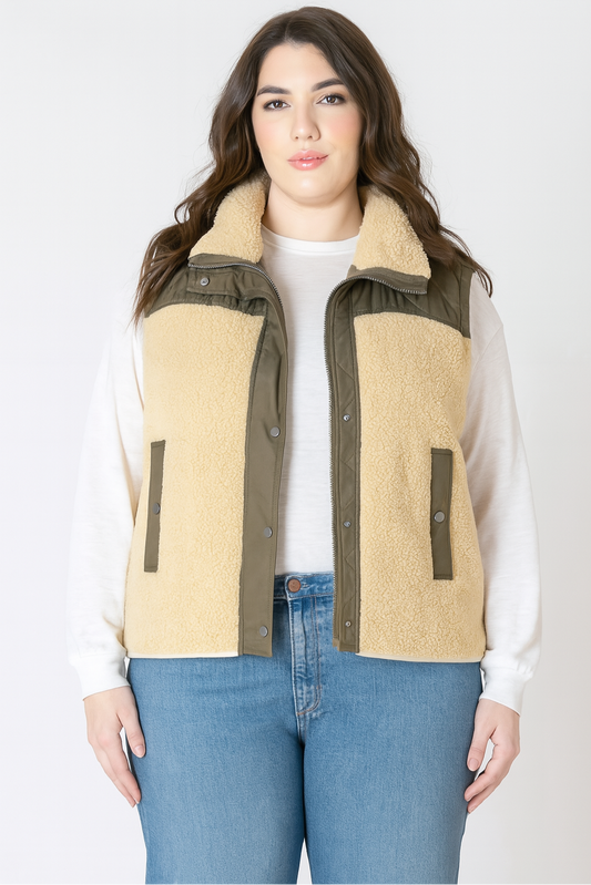 CURVE Sherpa Vest